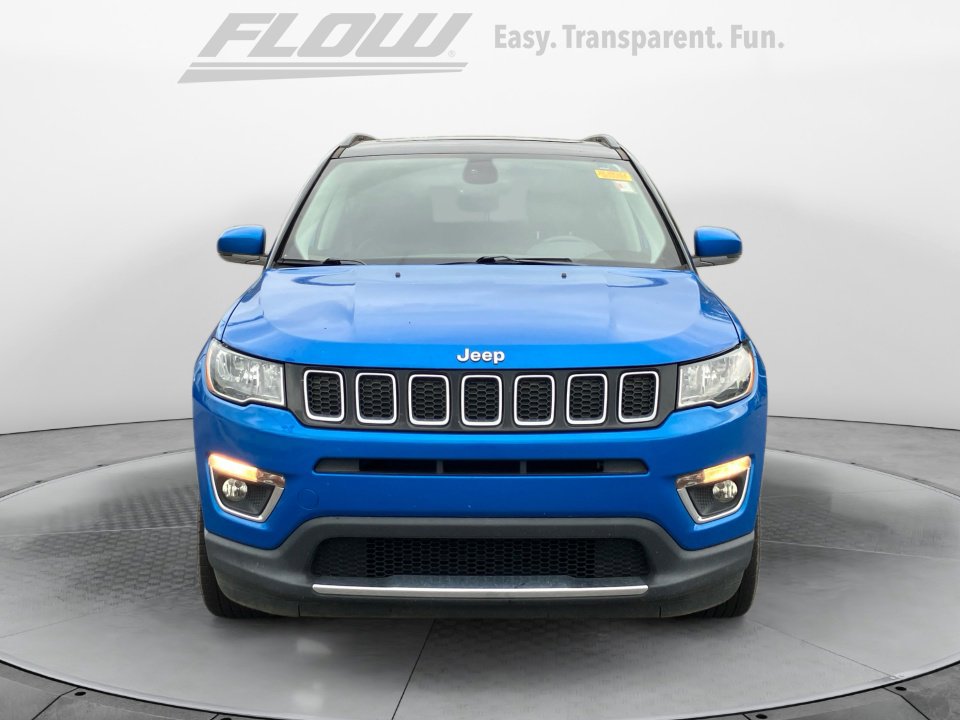 Used 2018 Jeep Compass Limited w/ Navigation Group AWD/4WD image 3
