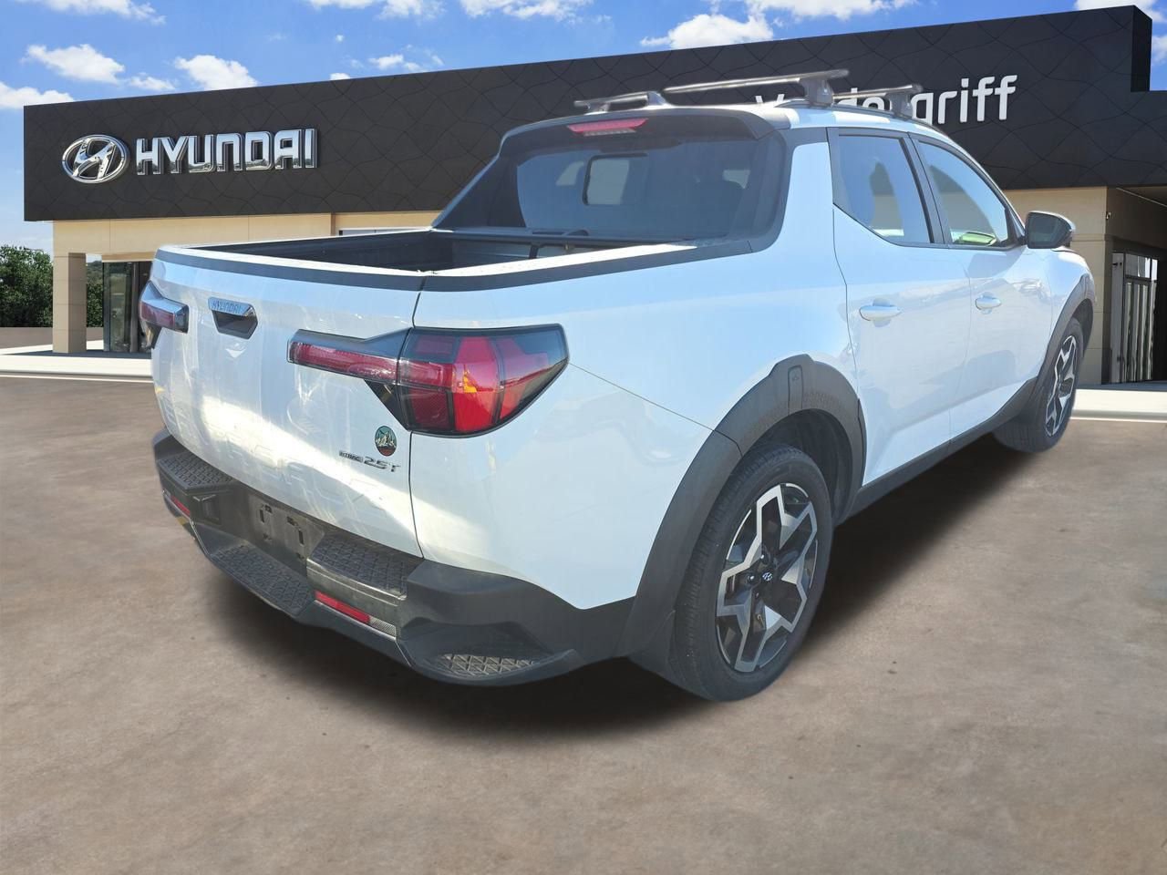 Used 2024 Hyundai Santa Cruz Limited image 11