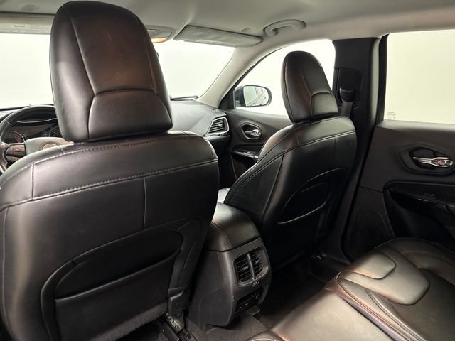Used 2020 Jeep Cherokee Latitude Plus AWD/4WD image 21