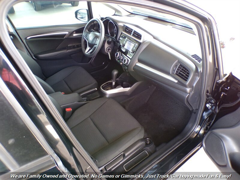 Used 2019 Honda Fit LX image 28