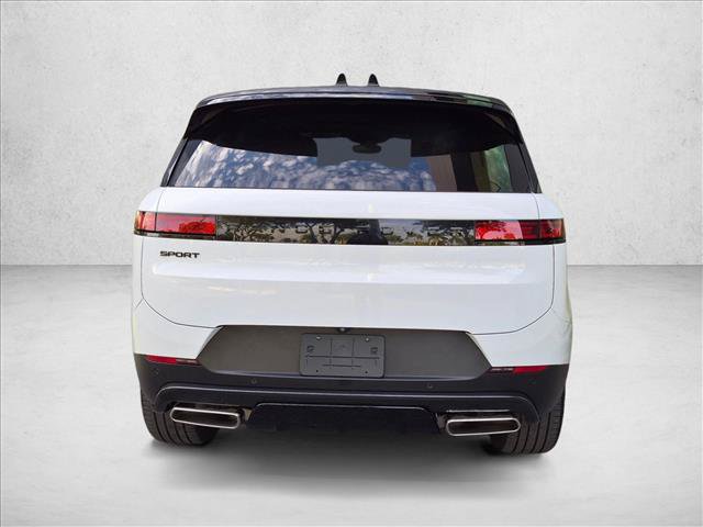Used 2025 Land Rover Range Rover Sport SE AWD/4WD image 7