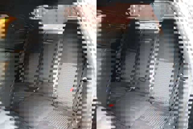 Used 2016 Dodge Challenger SXT w/ Blacktop Package image 21