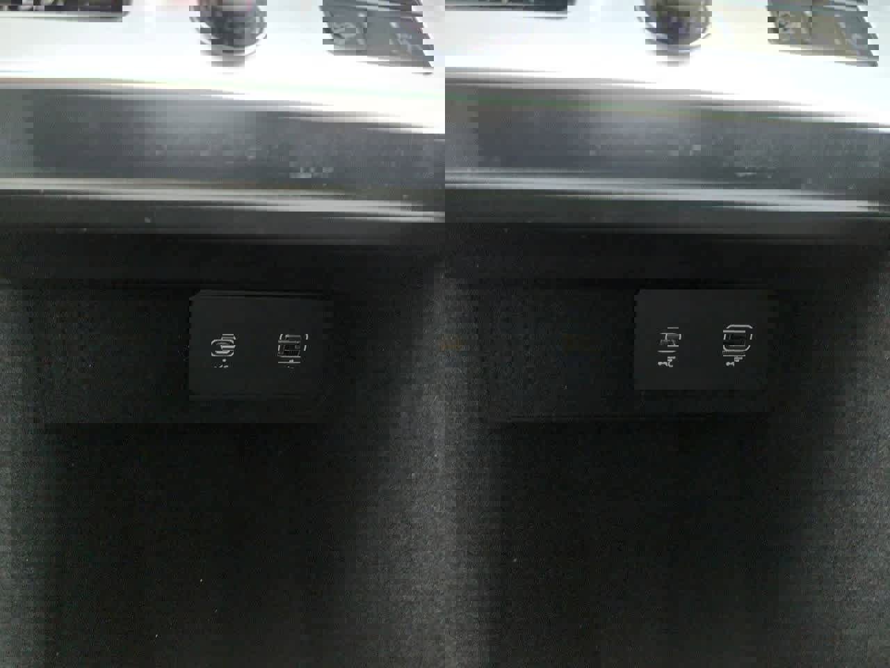 Certified 2023 Land Rover Range Rover SE image 33