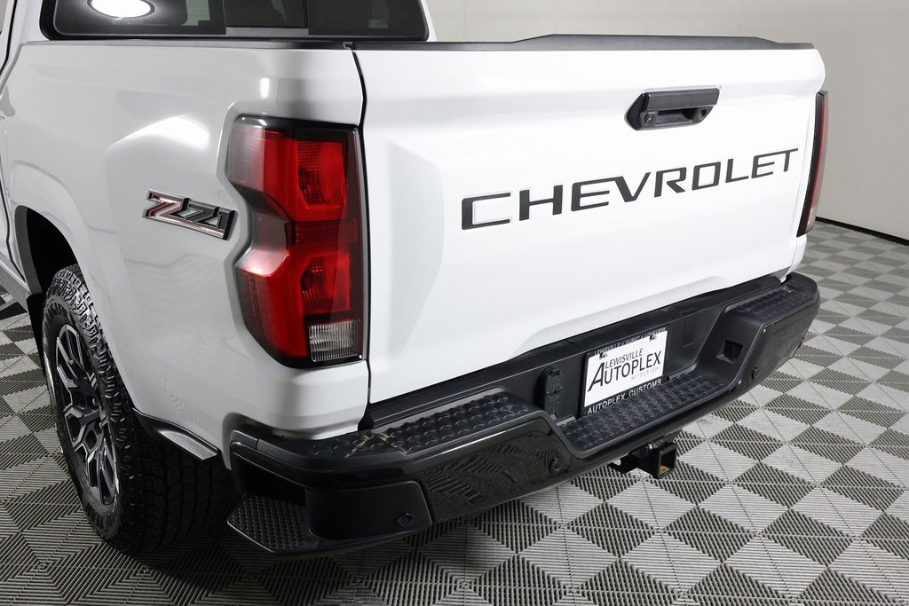 Used 2024 Chevrolet Colorado Z71 w/ Z71 Convenience Package 2 image 46