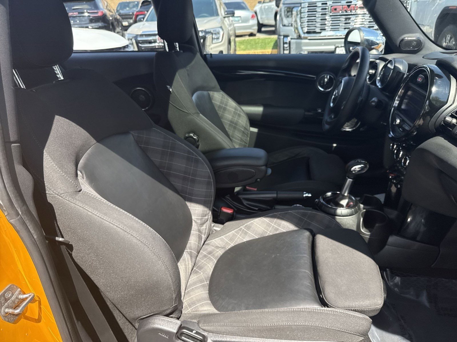 Used 2015 MINI Cooper S image 23