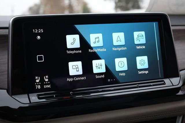 New 2026 Volkswagen Atlas SEL Premium R-Line image 16