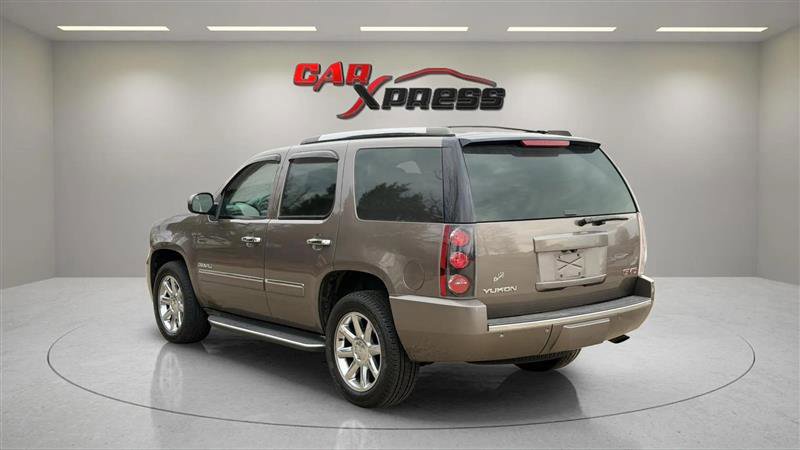 Used 2013 GMC Yukon Denali image 13