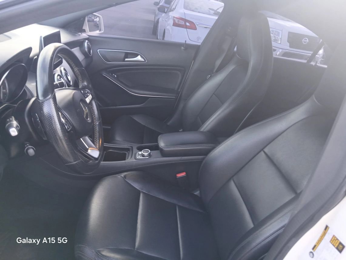 Used 2015 Mercedes-Benz CLA 250 image 9