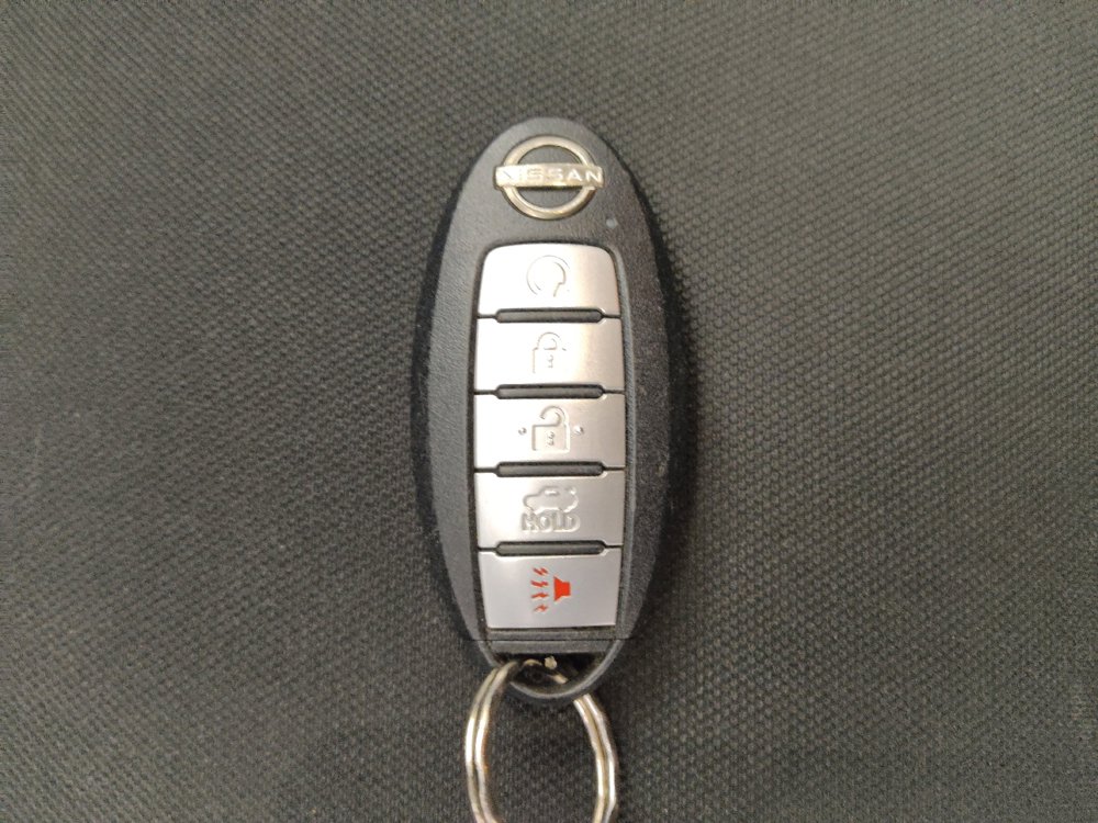Used 2020 Nissan Pathfinder S FWD image 32