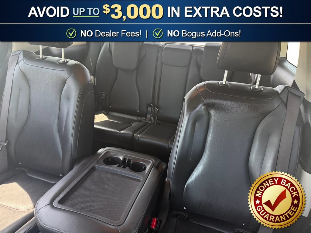 Used 2023 Kia Carnival LX FWD image 21