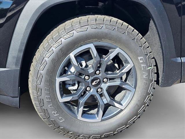 New 2026 Chevrolet Equinox ACTIV w/ Convenience Package III image 10