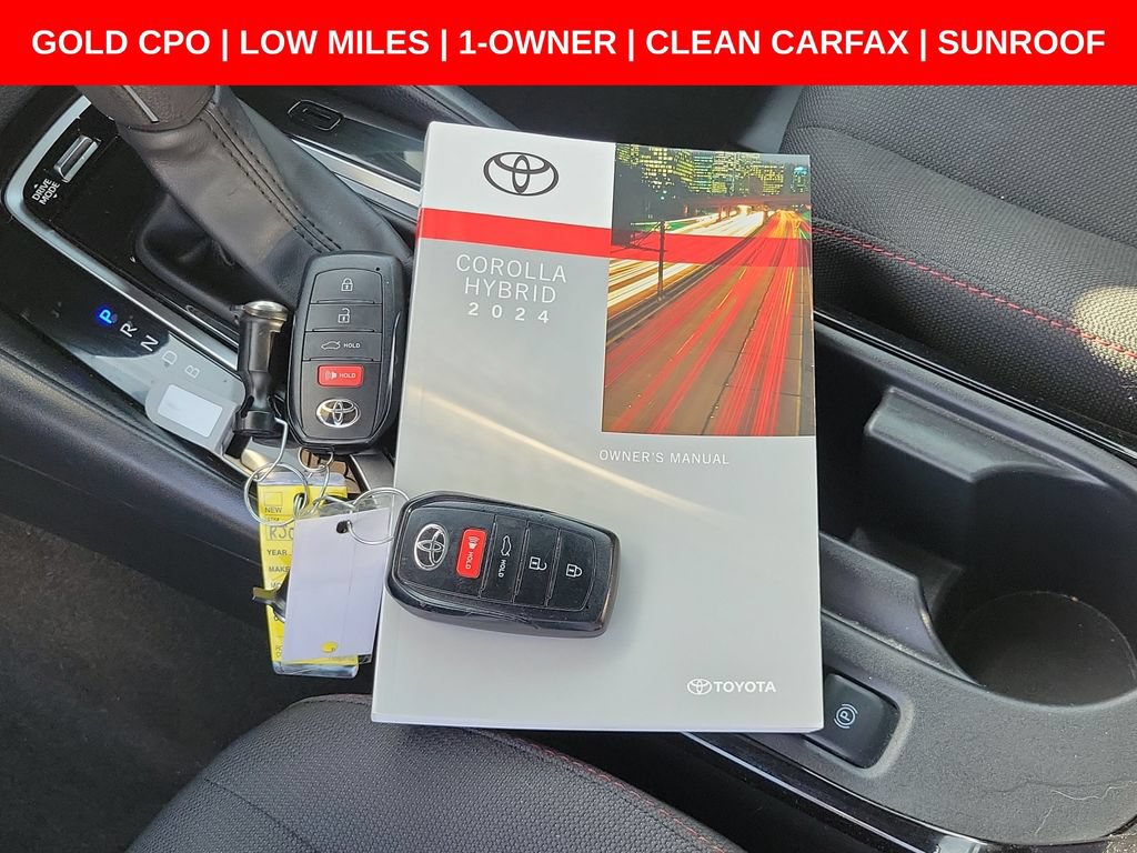 Used 2024 Toyota Corolla SE w/ SE Package FWD image 35