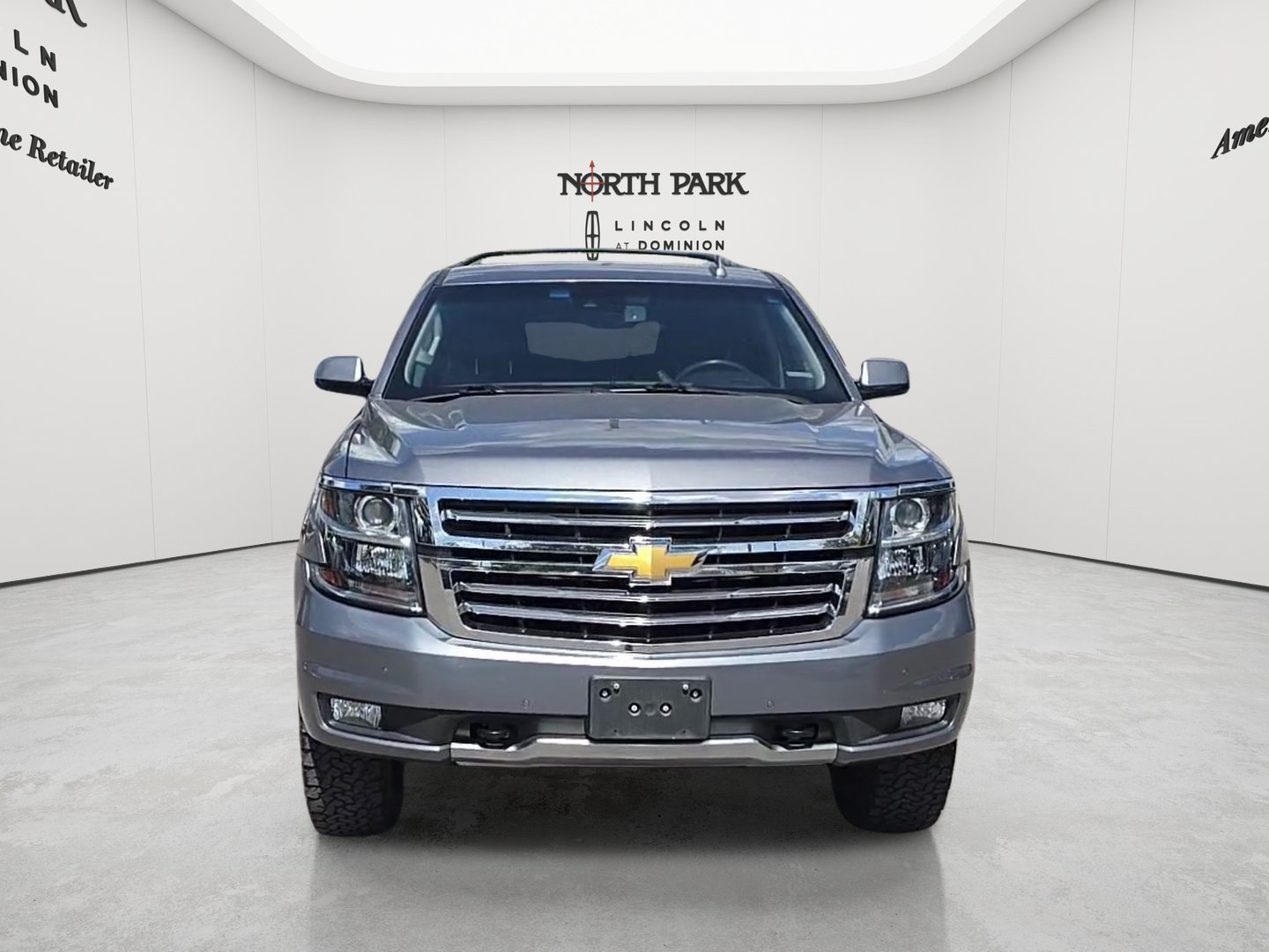 Used 2020 Chevrolet Tahoe LT w/ Luxury Package AWD/4WD image 8