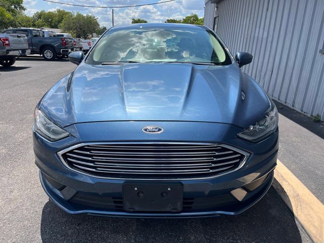 Used 2018 Ford Fusion S image 2
