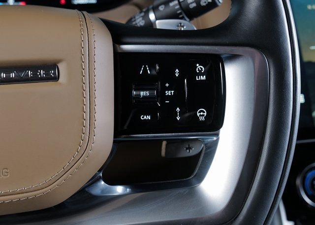 Used 2023 Land Rover Range Rover SE image 18