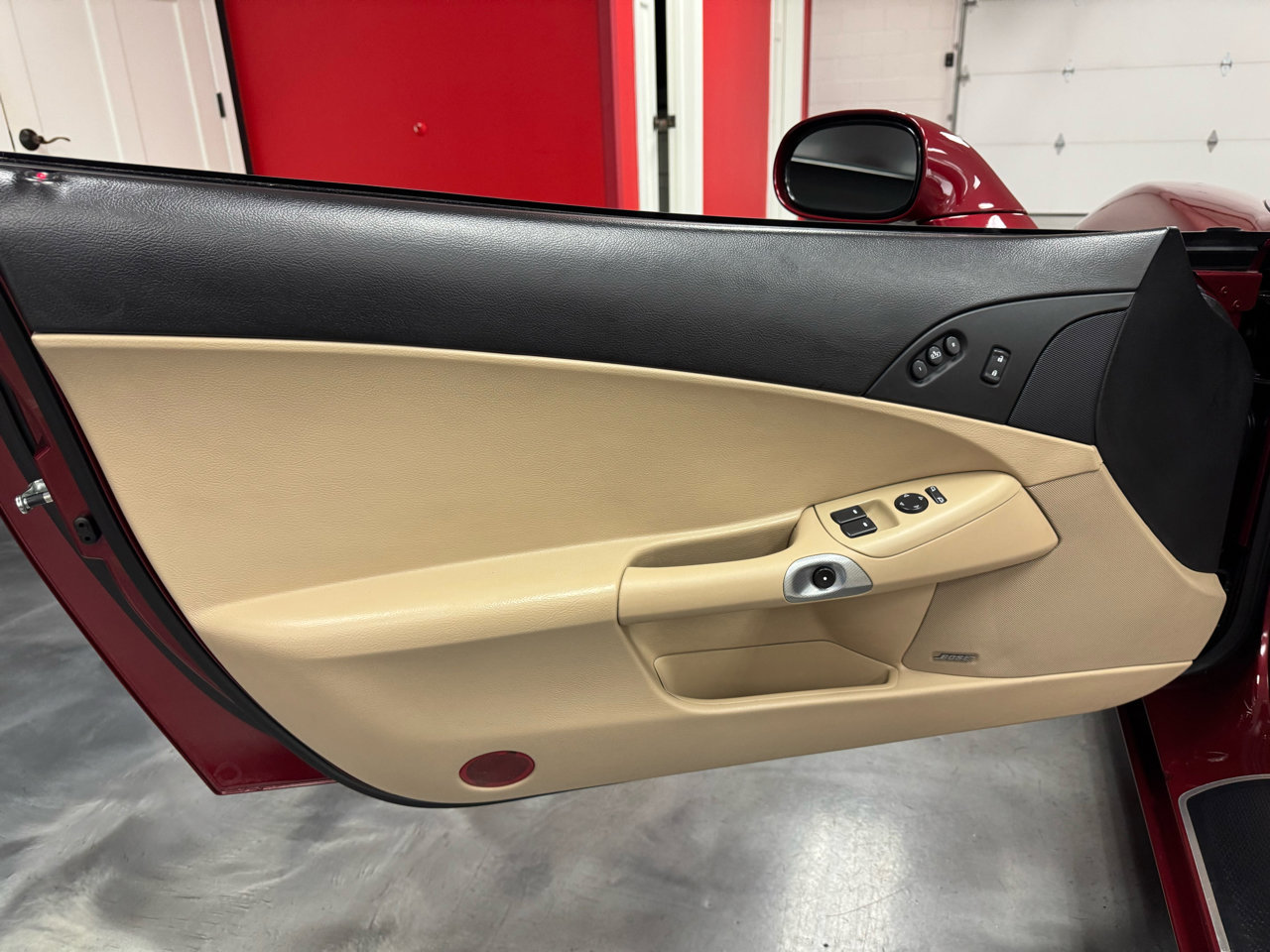 Used 2006 Chevrolet Corvette Convertible w/ Preferred Equipment Group image 44