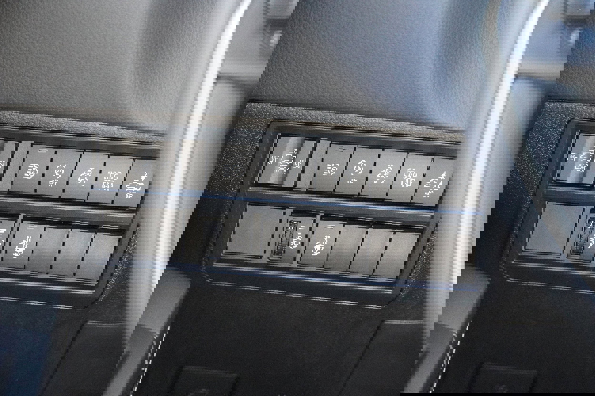 New 2026 Toyota Tundra Limited w/ TRD Off-Road Package image 33