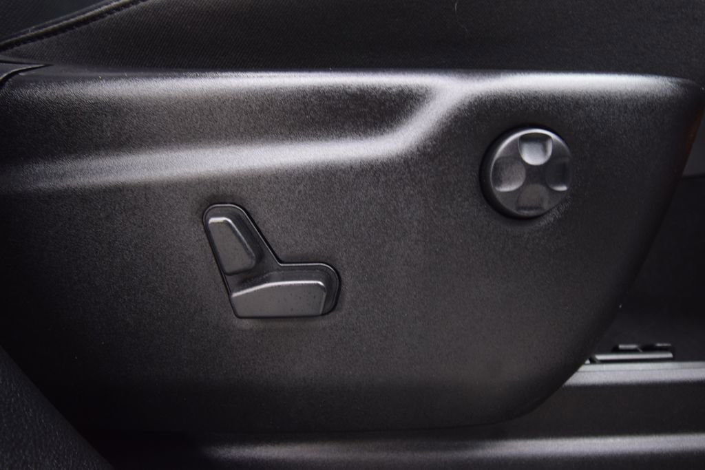 Certified 2023 Dodge Durango R/T image 31