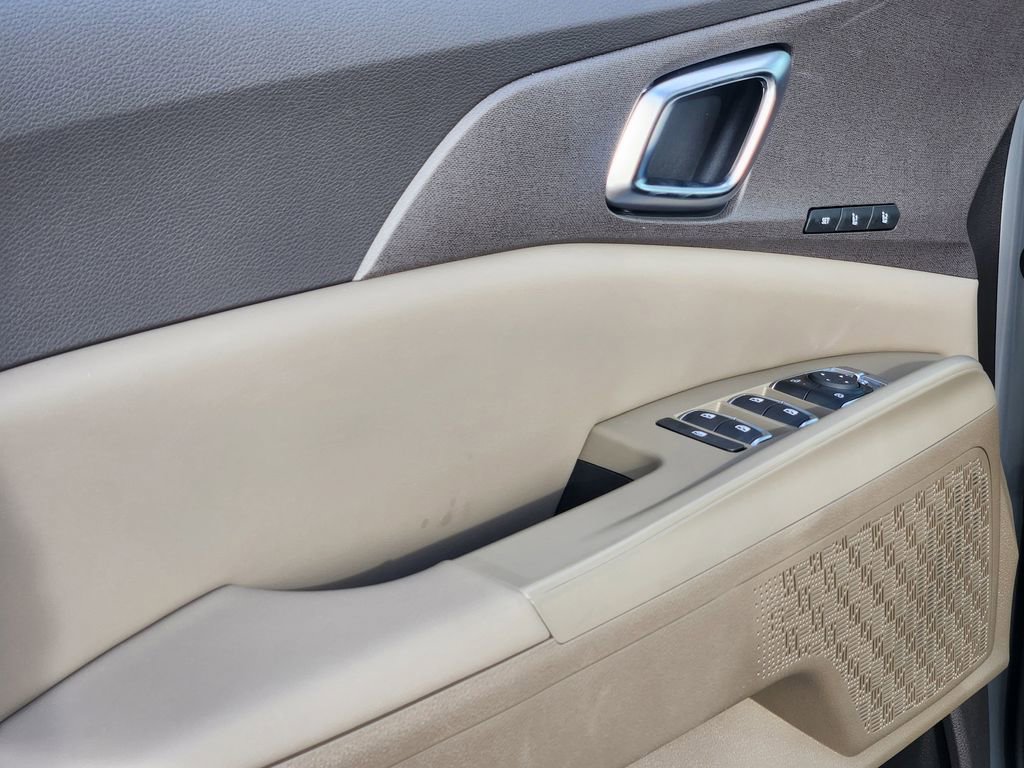 New 2026 Kia Carnival EX image 6