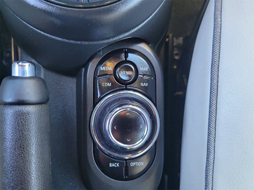 Used 2023 MINI Cooper S image 36