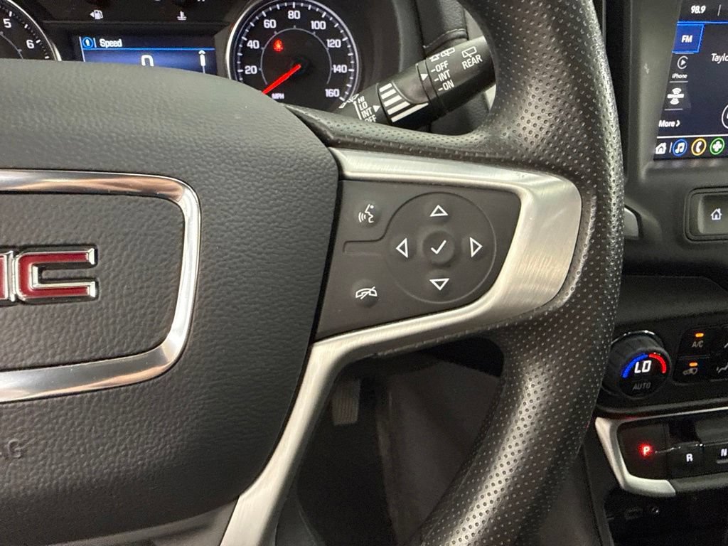 Used 2024 GMC Terrain SLE w/ Driver Convenience Package AWD/4WD image 27