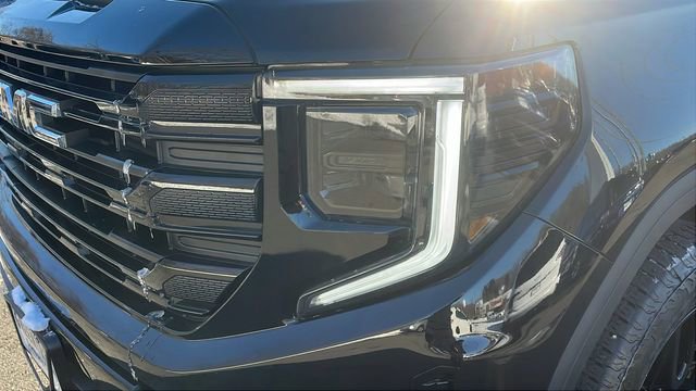 Used 2024 GMC Sierra 1500 Elevation w/ LPO, Elevation Black Package image 6