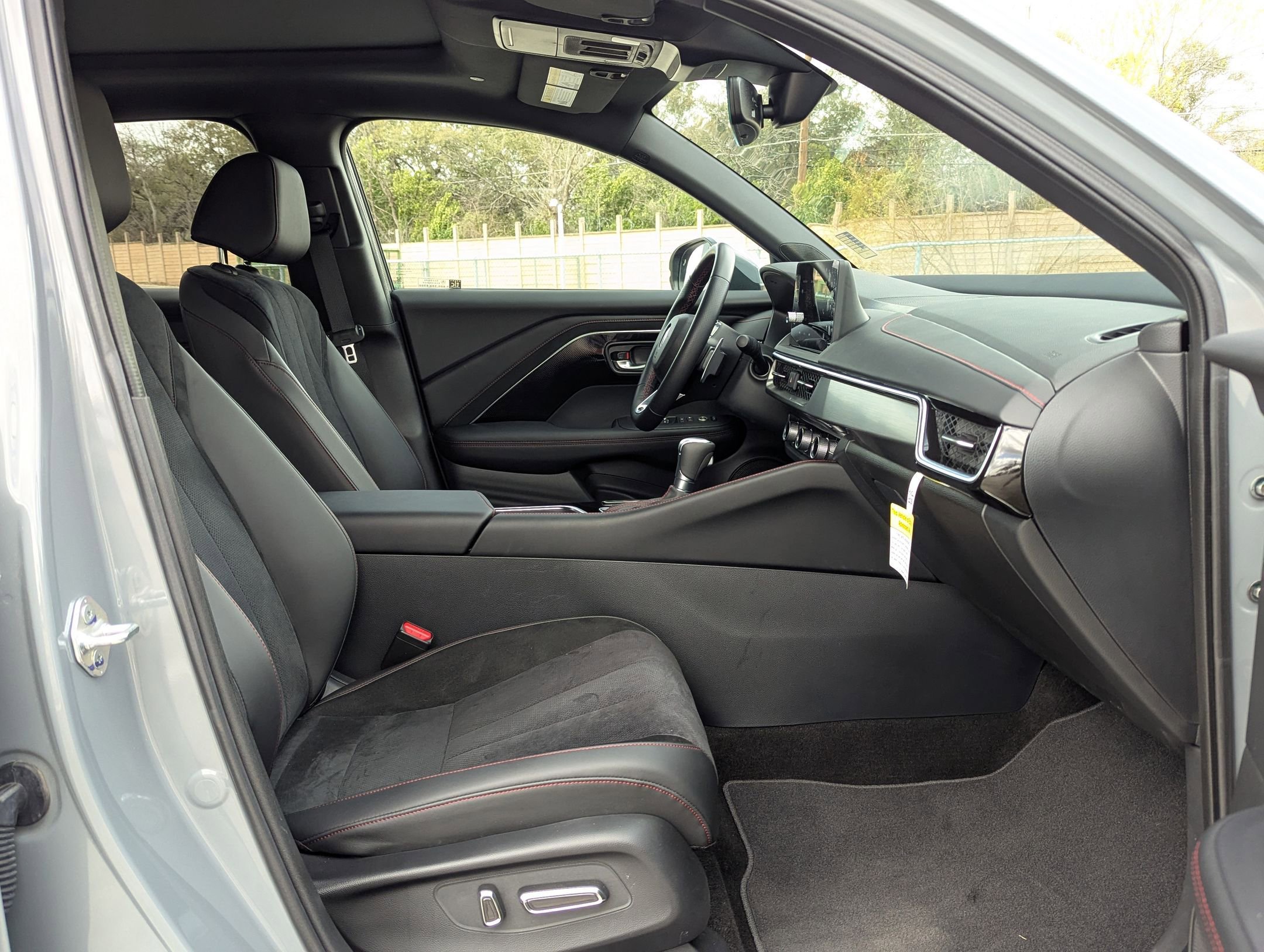 Certified 2025 Acura ADX A-Spec image 27