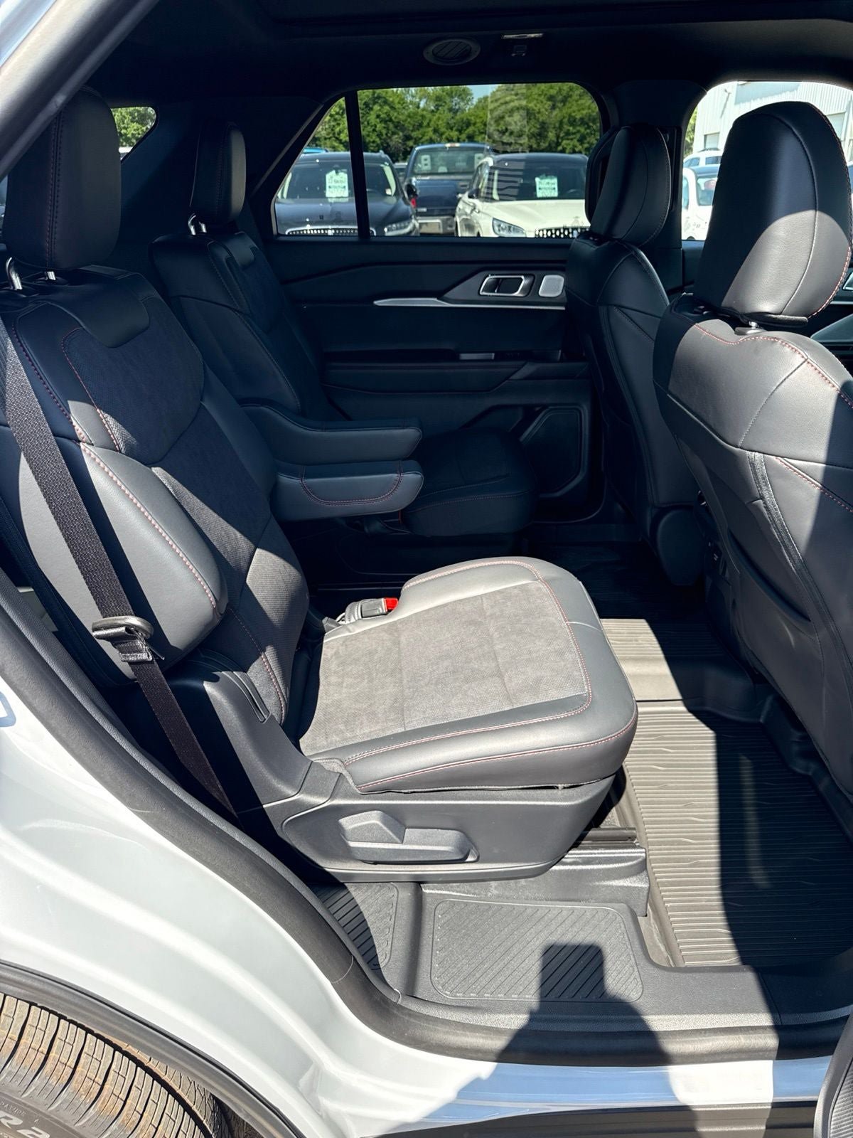New 2026 Ford Explorer ST w/ Sun And Sound Package AWD/4WD image 38