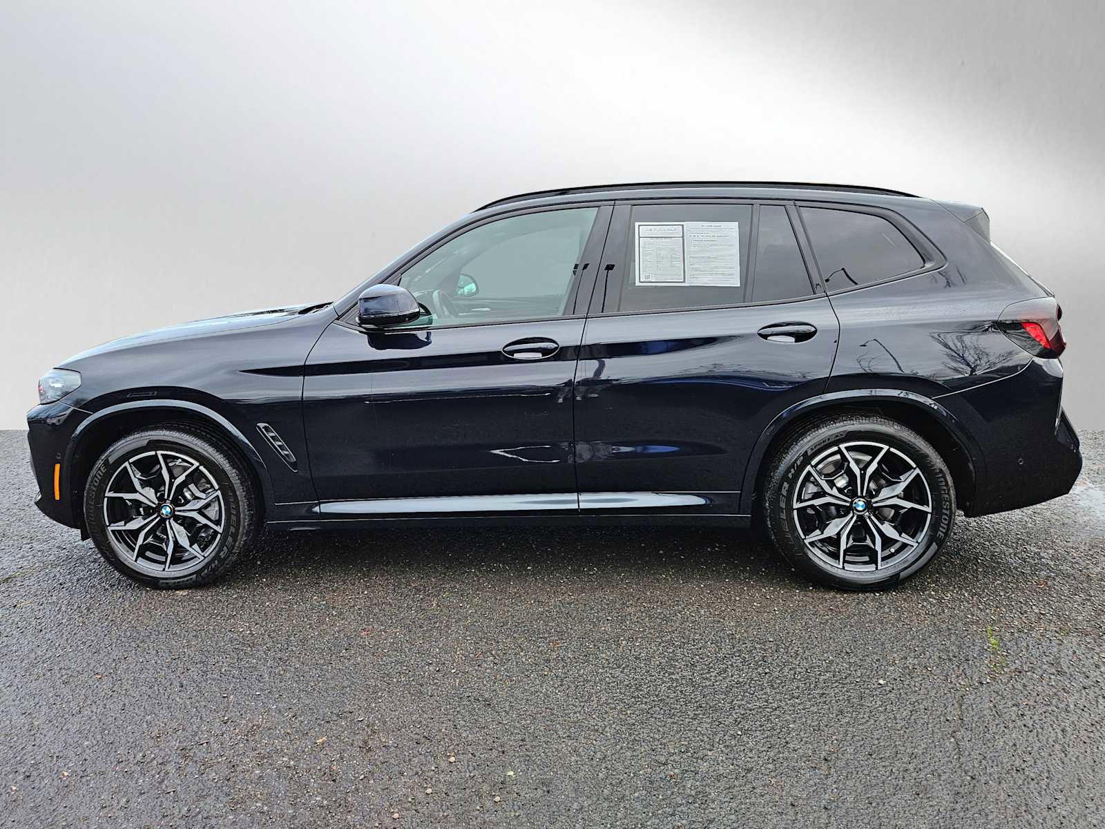 Used 2023 BMW X3 xDrive30i w/ M Sport Package image 6