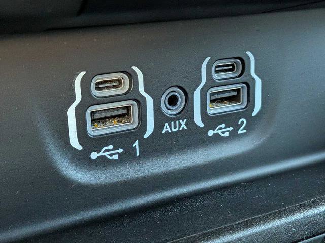 Used 2021 RAM 1500 Laramie w/ Sport Appearance Package image 31