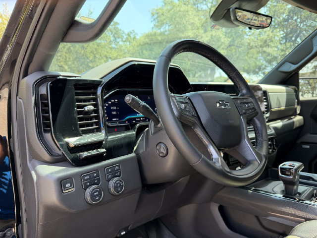 Used 2024 Chevrolet Silverado 1500 ZR2 w/ Technology Package AWD/4WD image 10