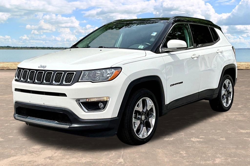 Used 2018 Jeep Compass Limited w/ Navigation Group AWD/4WD image 4