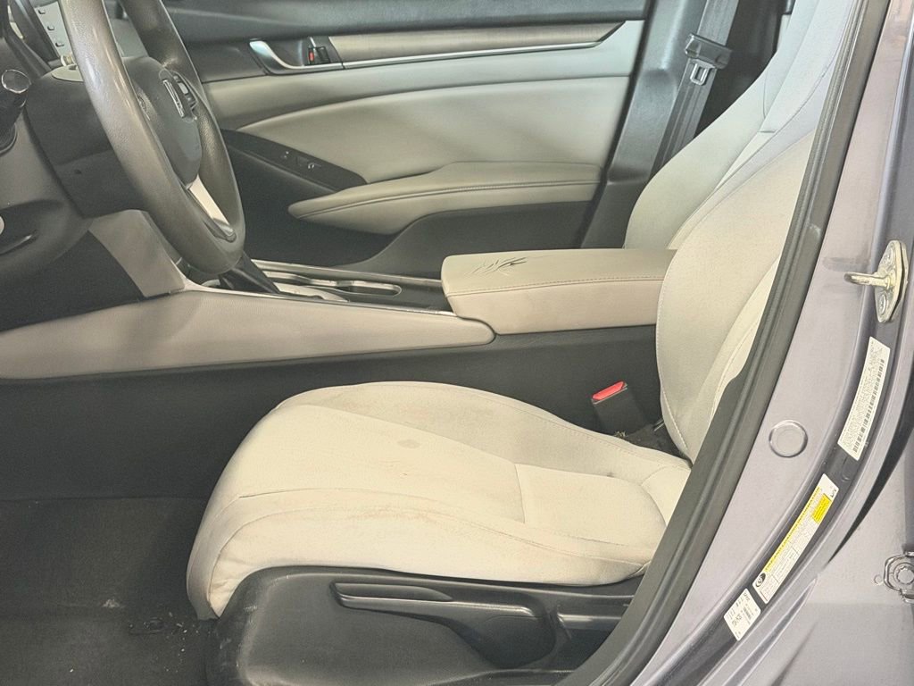Used 2018 Honda Accord LX image 12