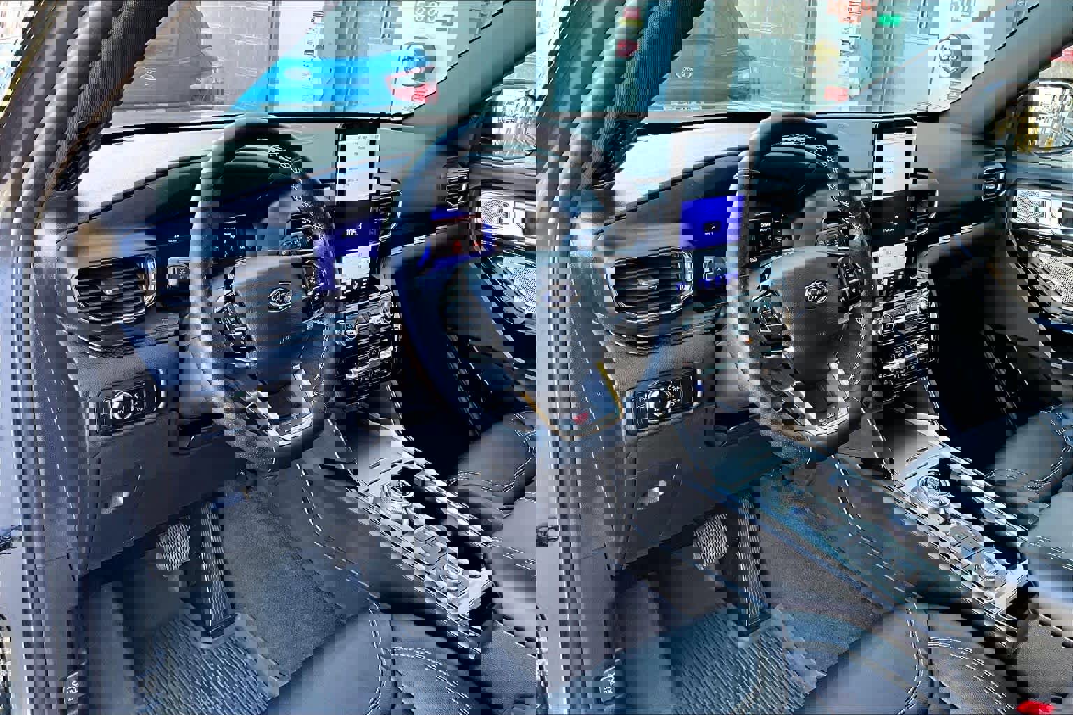 Used 2023 Ford Explorer ST w/ Equipment Group 401A image 17