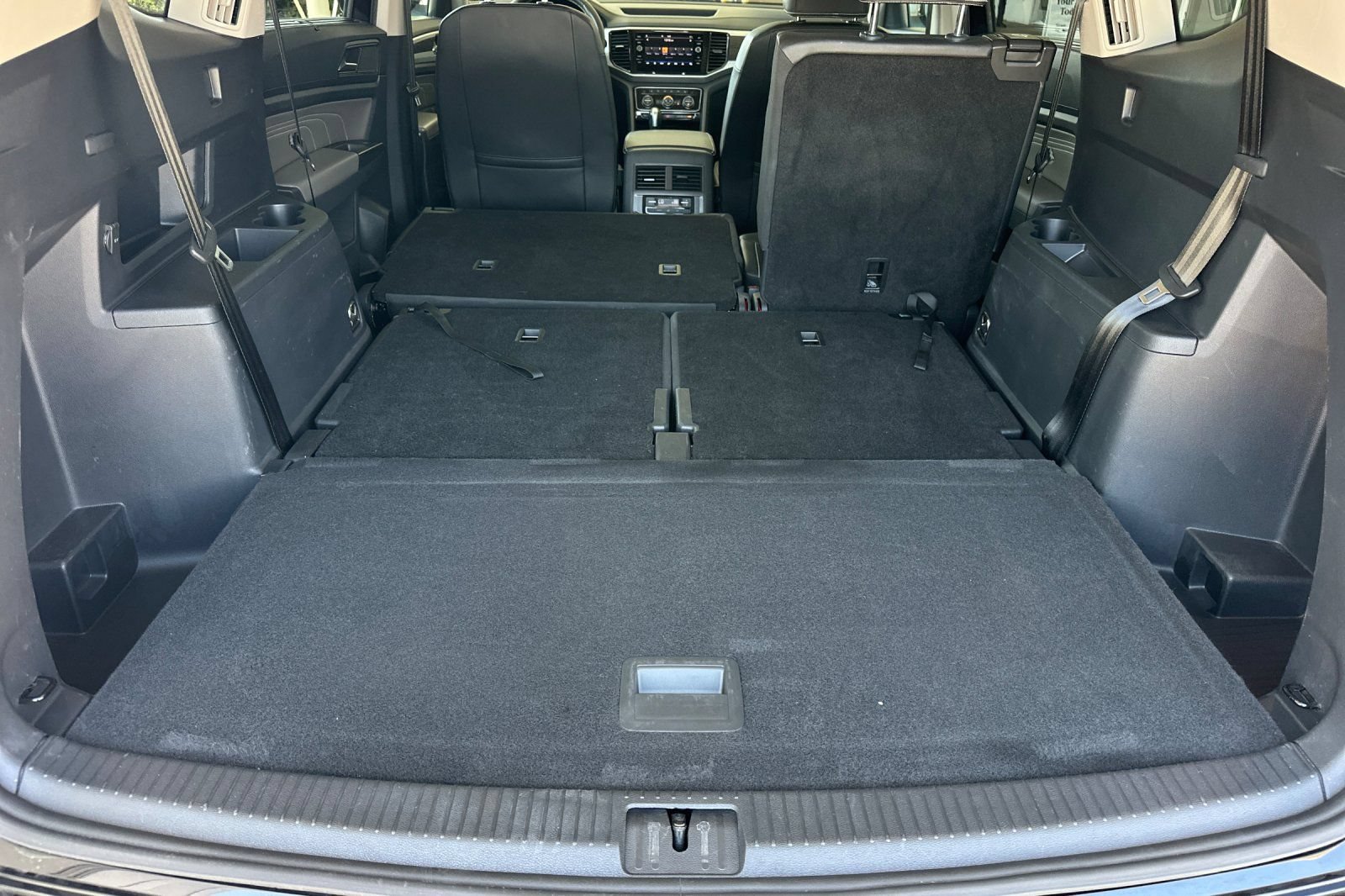 Used 2023 Volkswagen Atlas SE FWD image 16