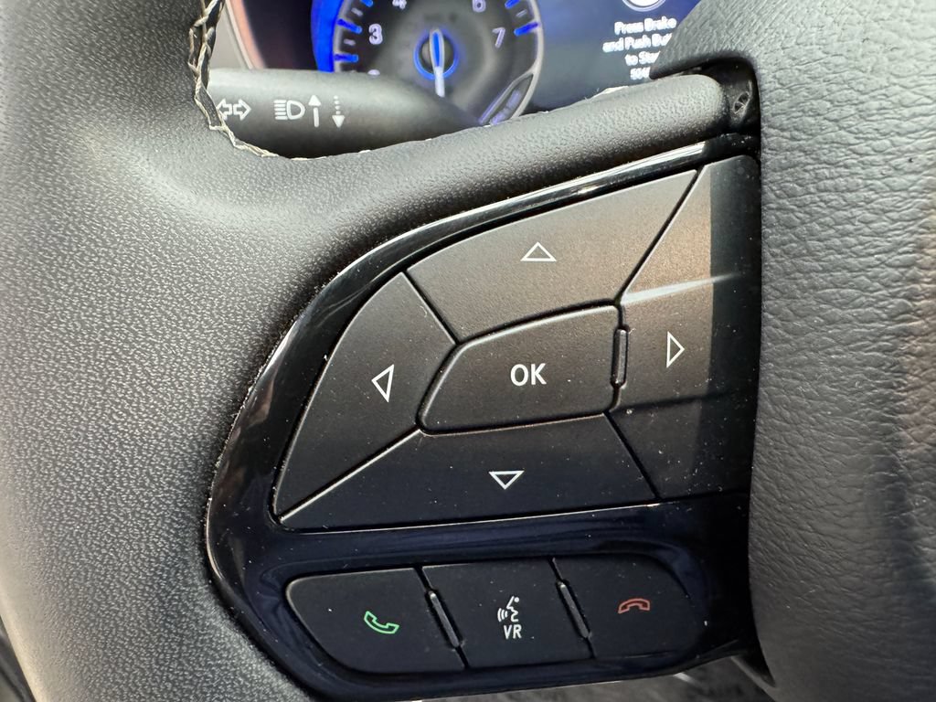Used 2025 Chrysler Pacifica Limited FWD image 15