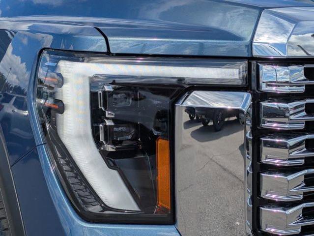 New 2026 GMC Sierra 2500 Denali w/ Denali Reserve Package image 11