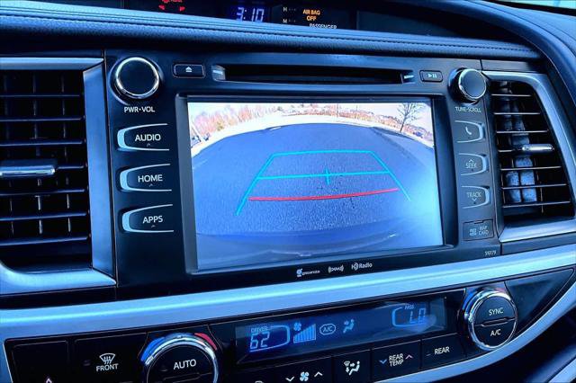 Certified 2018 Toyota Highlander XLE image 29