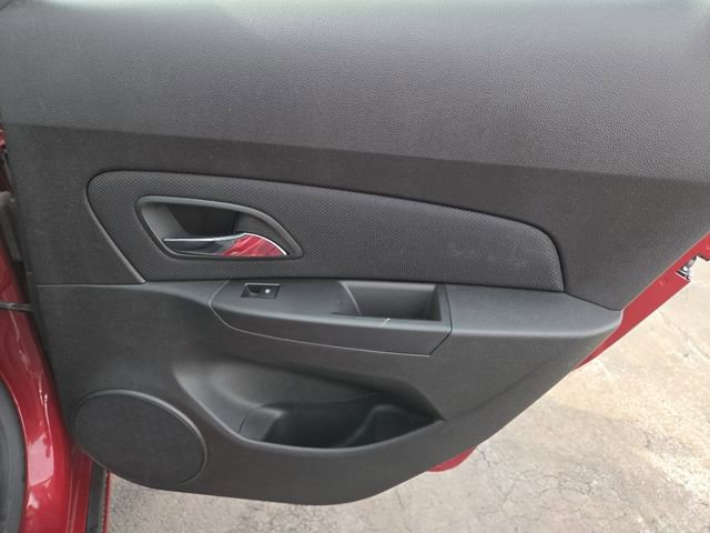 Used 2013 Chevrolet Cruze LT image 19