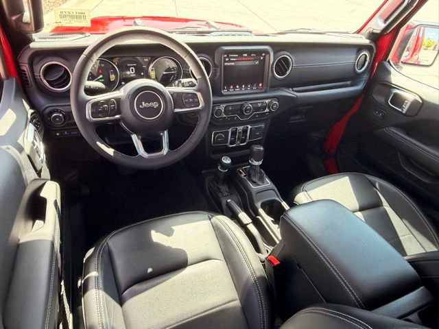 Used 2023 Jeep Wrangler Unlimited Sahara AWD/4WD image 13
