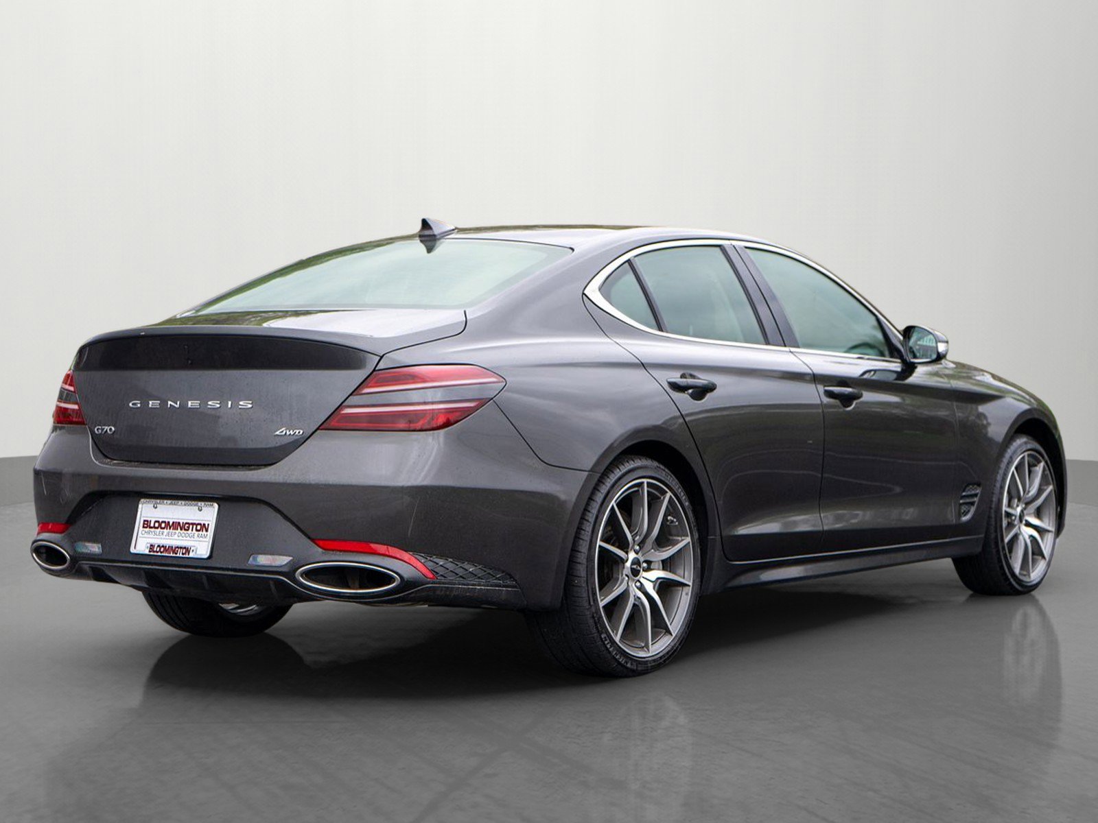 Used 2025 Genesis G70 2.5T AWD/4WD image 7