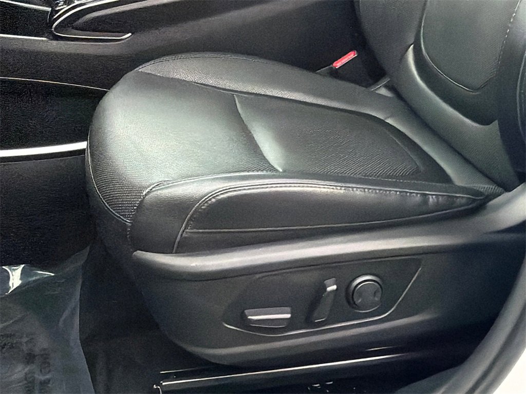 Used 2024 Hyundai Tucson Limited image 8