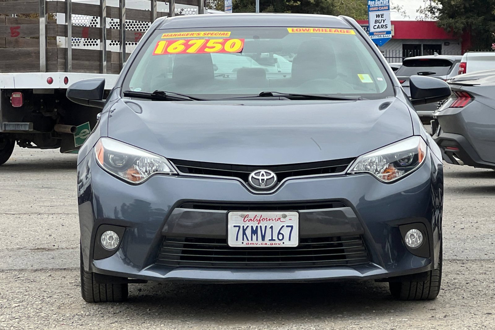 Used 2015 Toyota Corolla LE FWD image 9