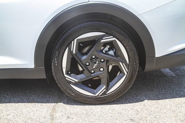 Certified 2025 Kia K4 GT-Line Turbo FWD image 11
