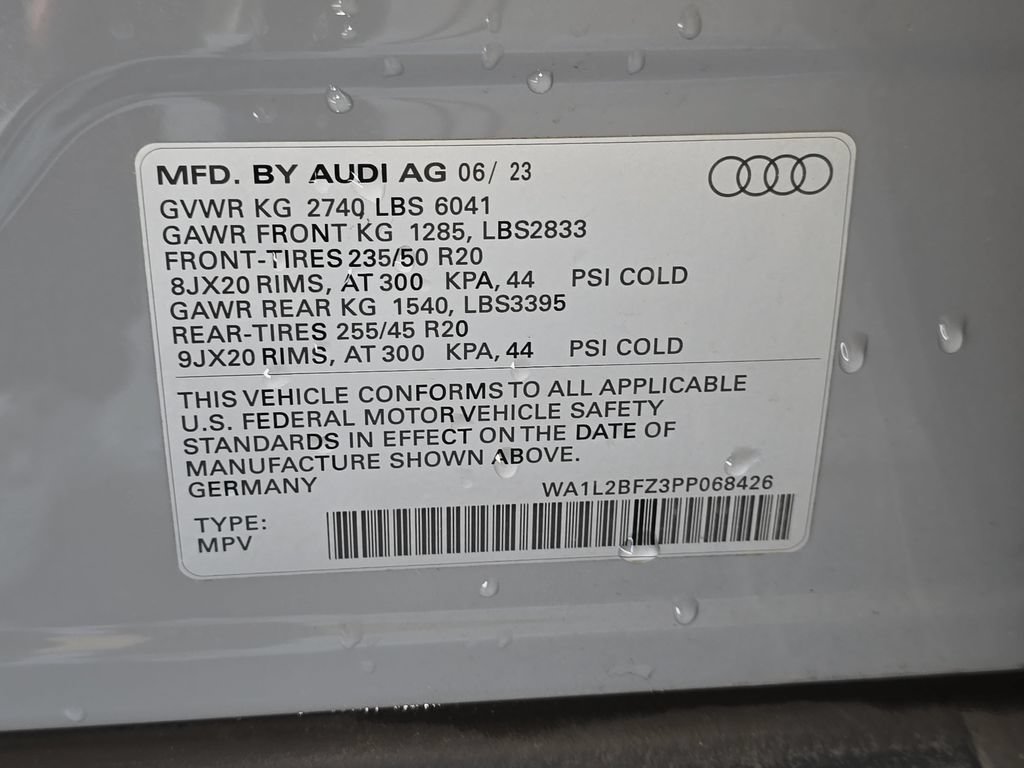 Used 2023 Audi Q4 e-tron Premium Plus AWD/4WD image 36