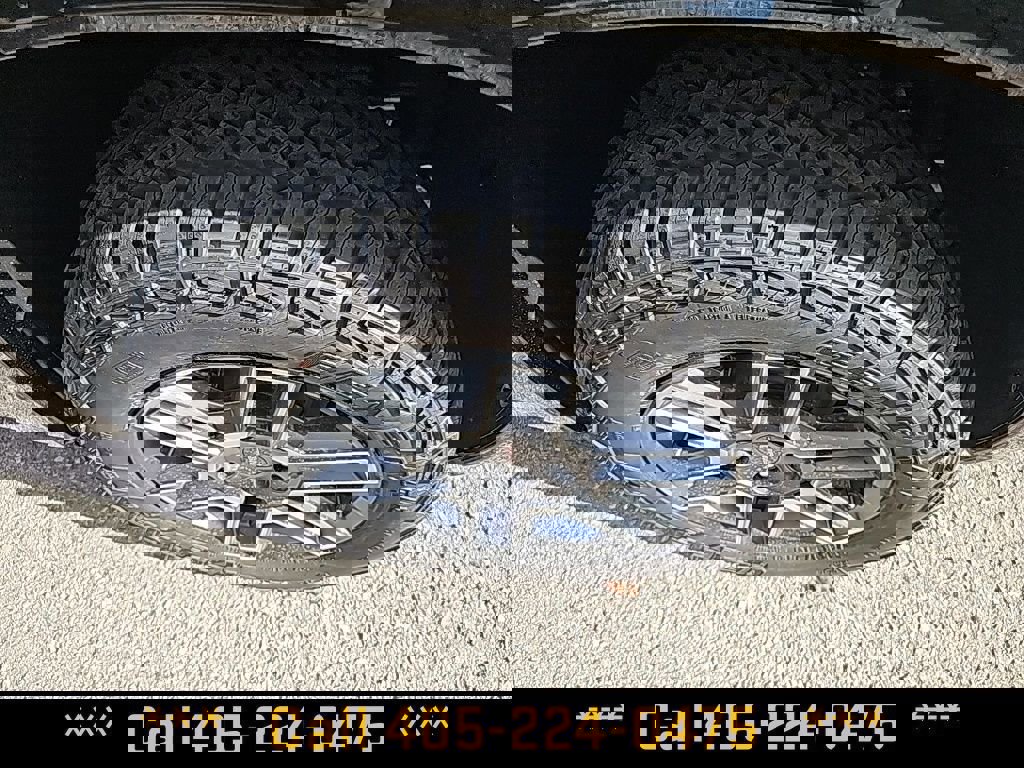 New 2026 GMC Terrain AT4 w/ Convenience Package III image 18