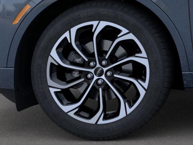 New 2026 Lincoln Nautilus Reserve image 19