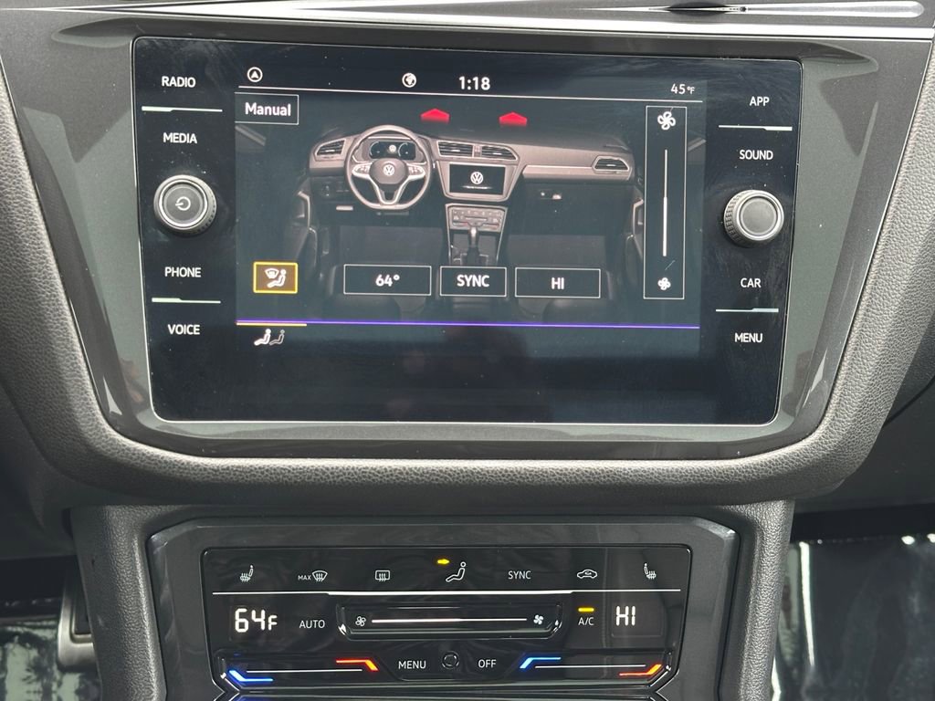 Used 2023 Volkswagen Tiguan SE R-Line image 15