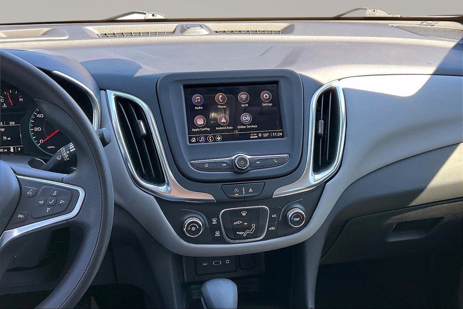 Used 2022 Chevrolet Equinox LS w/ Driver Confidence II Package image 9