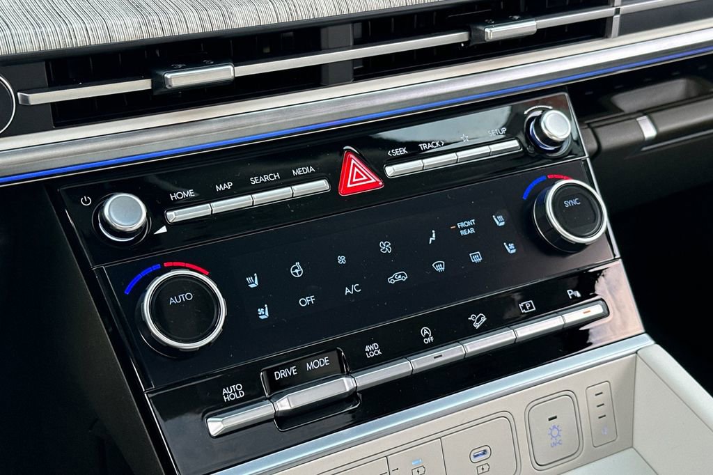 New 2025 Hyundai Santa Fe Calligraphy image 16
